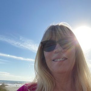 Meet your Posher, Cindy